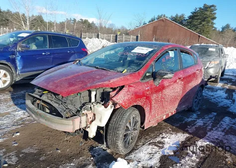 2019 Ford Fiesta St Line z USA, uszkodzony, nr VIN 3FADP4DJ4KM117173